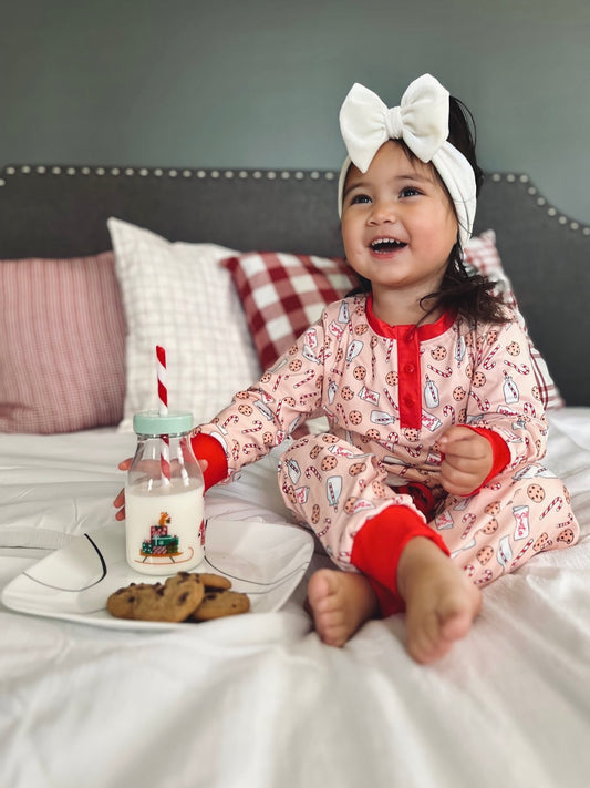 Emersyn Lounge Around: Milk and Cookies