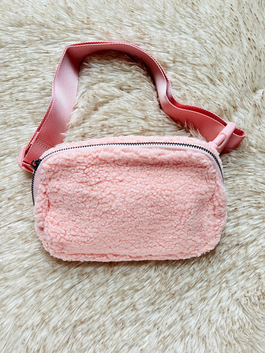 Audrey Belt Bag Cotton Candy FUZZ